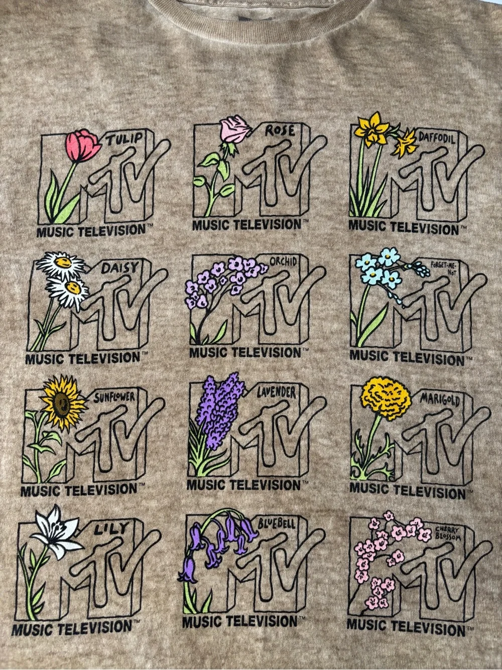 MTV Floral Graphic Tee | Y2K Aesthetic | Cottagecore Flowers | 100% Cotton | M - Picture 5 of 6
